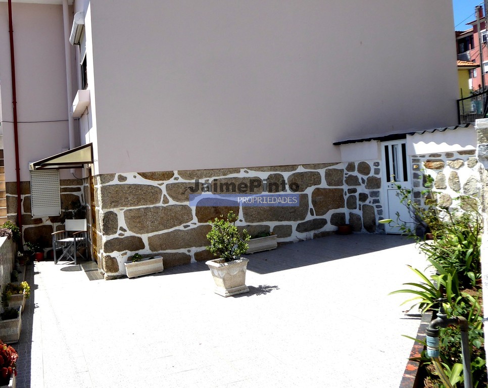 2 dwellings townhouse